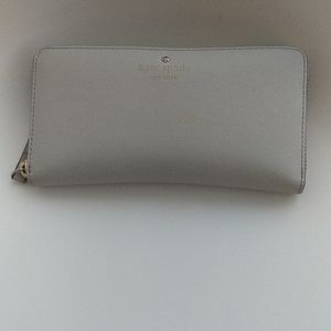 Kate Spade zip around continental wallet